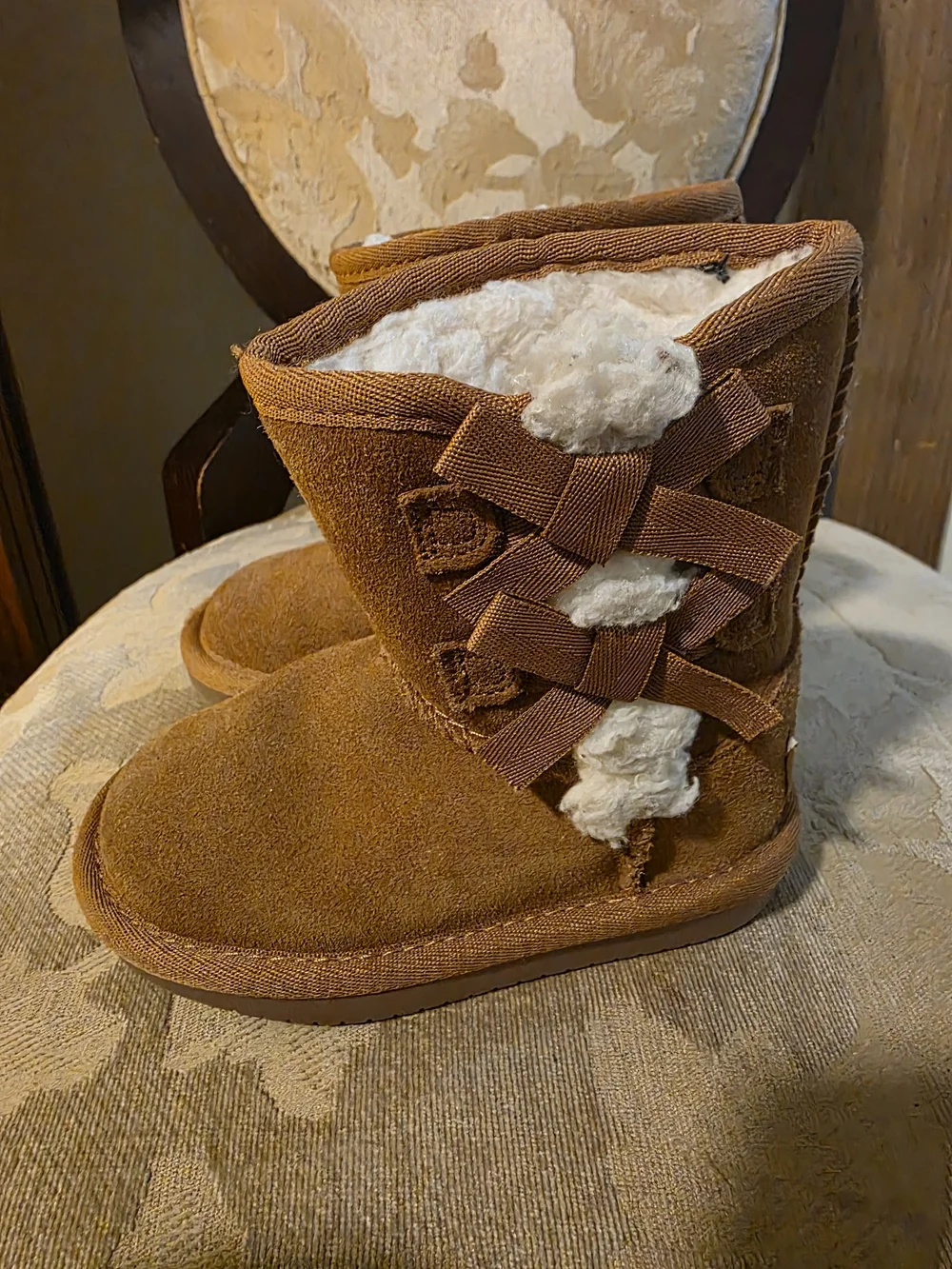 Koolaburra Brown Shearling-Trim Kids Boots with Side Bows